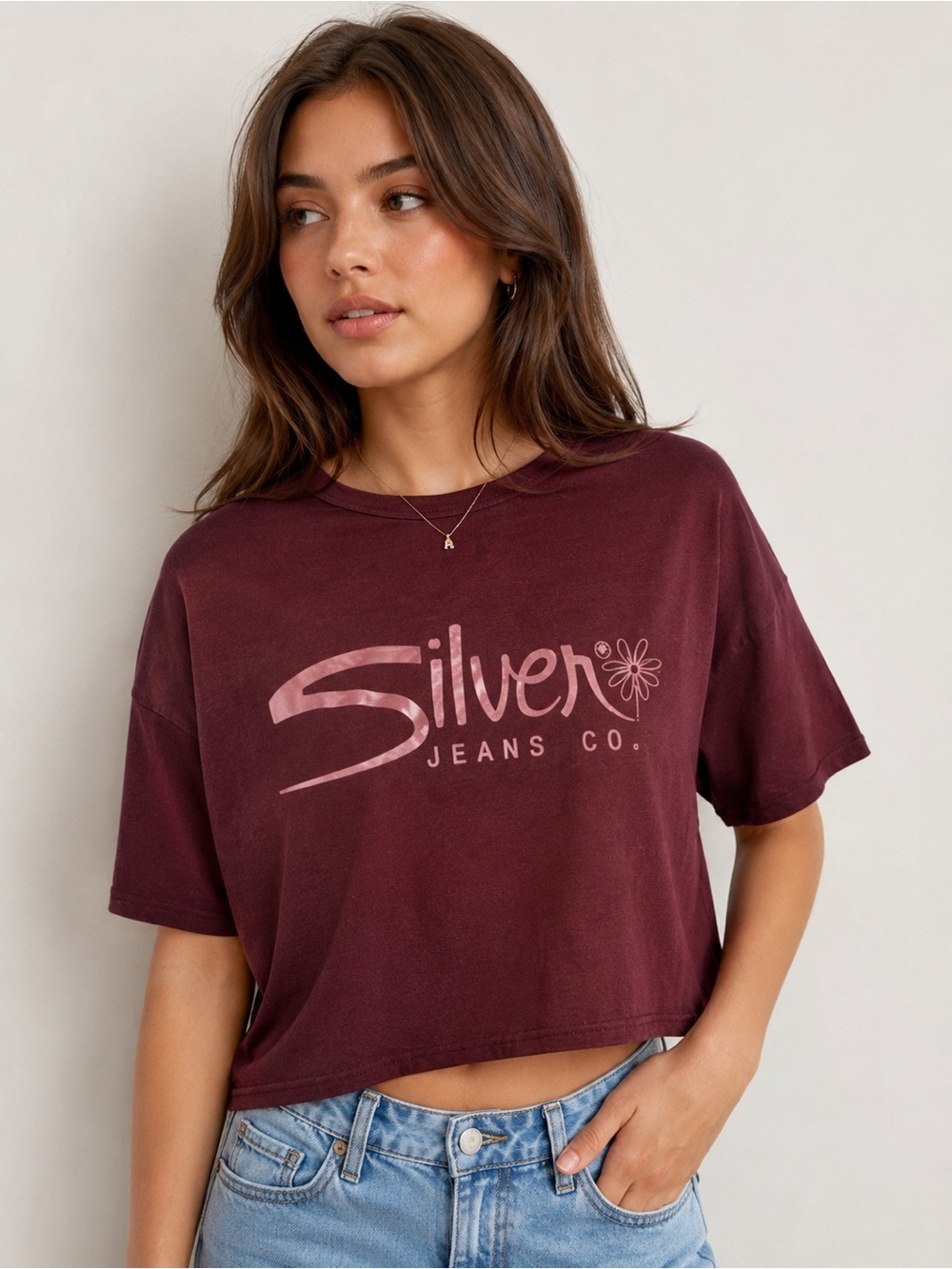 Silver Jeans Co Burgundy Cropped Graphic Tee Size M Y2K Logo T-Shirt